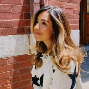 Meet your Posher, Christina